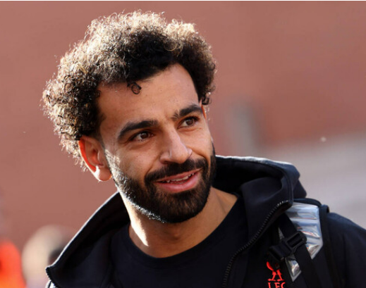 الهوس في محمد صلاح يصل مطاعم انجلترا